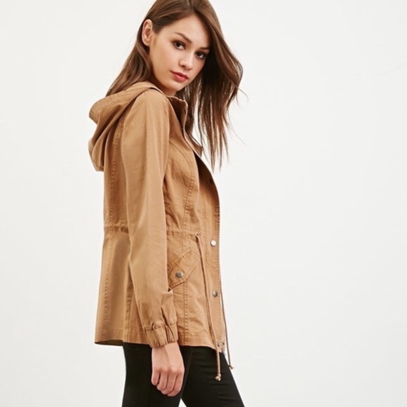 Forever 21 Jackets & Blazers - FOREVER 21 Tan Hooded Utility Anorak Jacket M